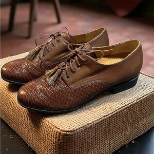 Ariat Jamie Lace up Brown Woven leather Oxford Classic Loafers Preppy Women Sz 9